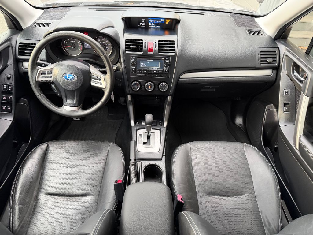 2015 Subaru Forester Image 9