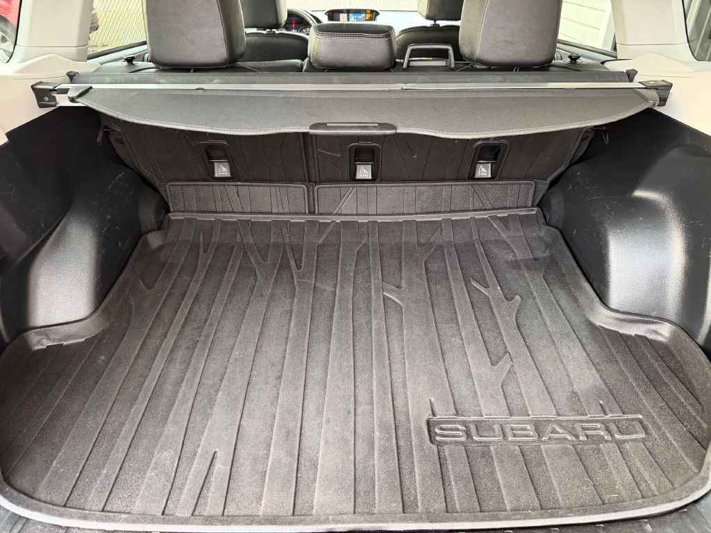 2015 Subaru Forester Image 12