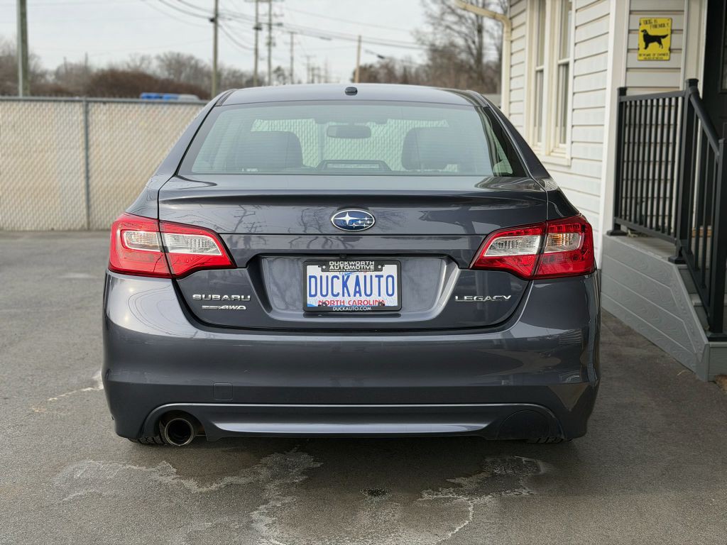 2015 Subaru Legacy Image 4
