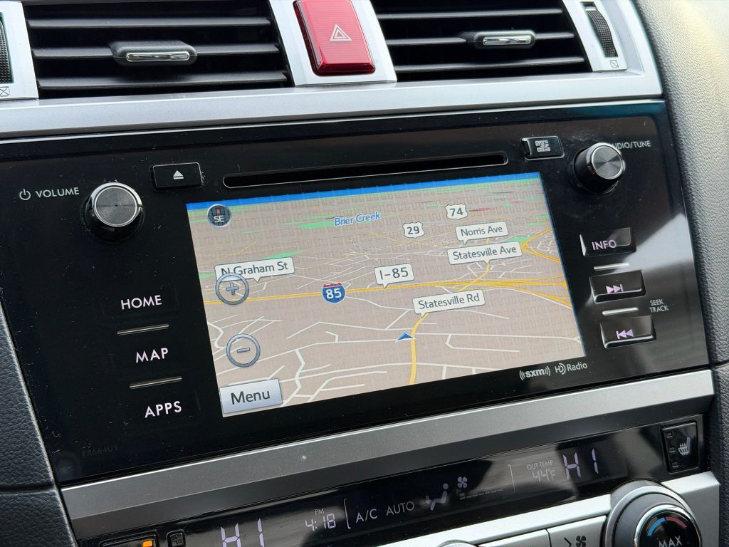 2015 Subaru Legacy Image 9