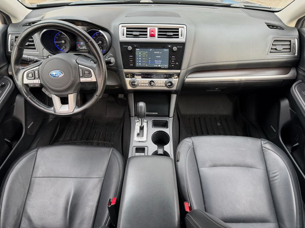 2015 Subaru Legacy Image 10