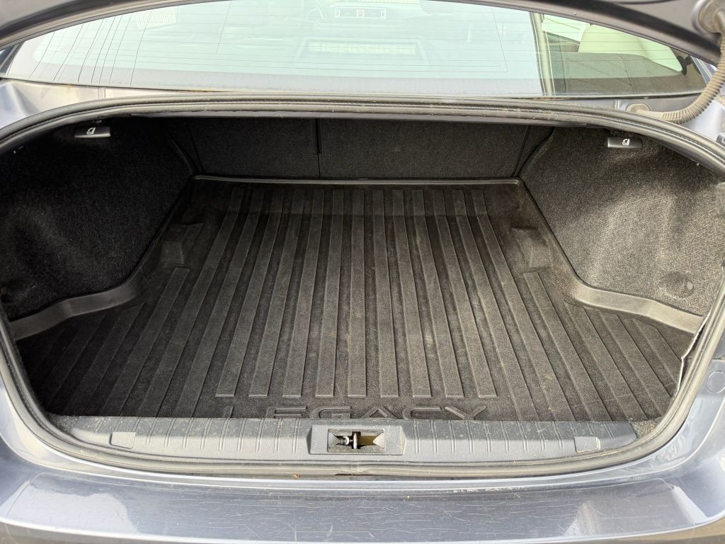 2015 Subaru Legacy Image 13