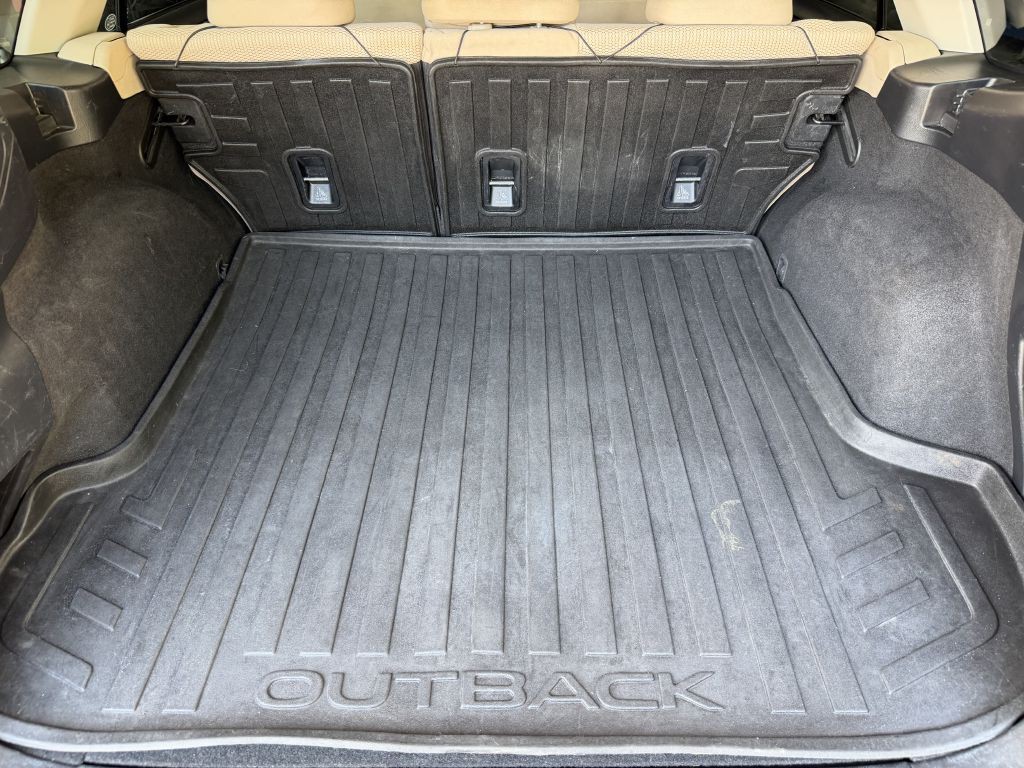 2017 Subaru Outback Image 11