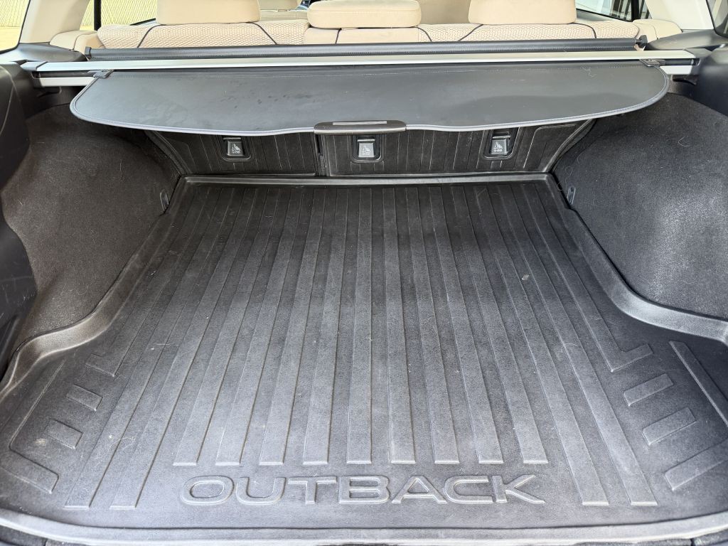2019 Subaru Outback Image 12