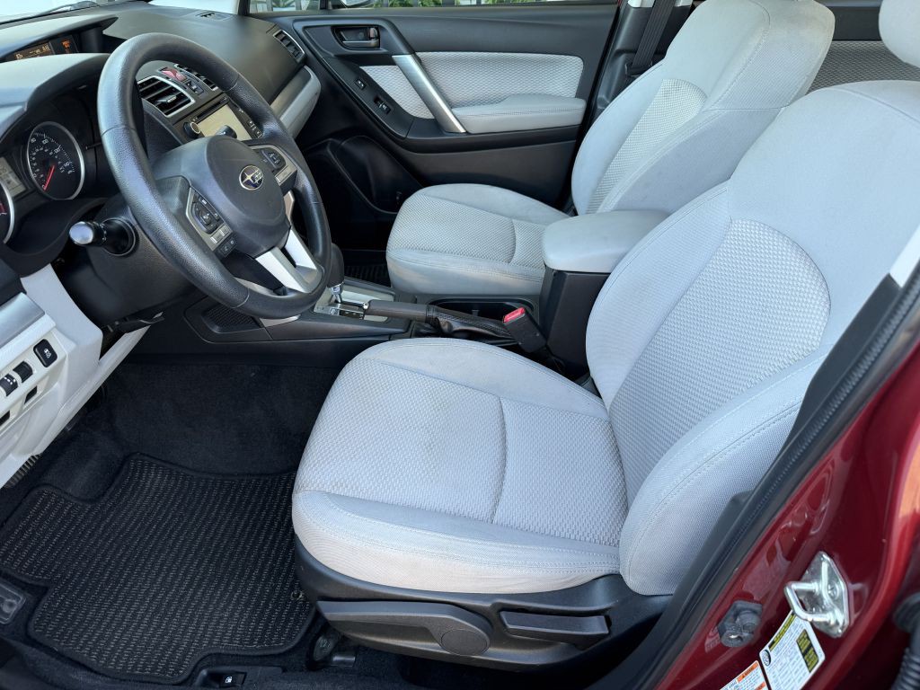 2018 Subaru Forester Image 10