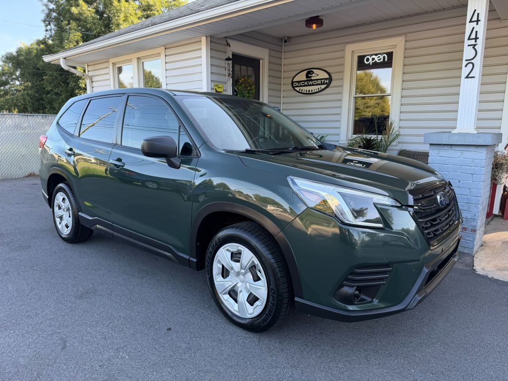 2023 Subaru Forester Image 1