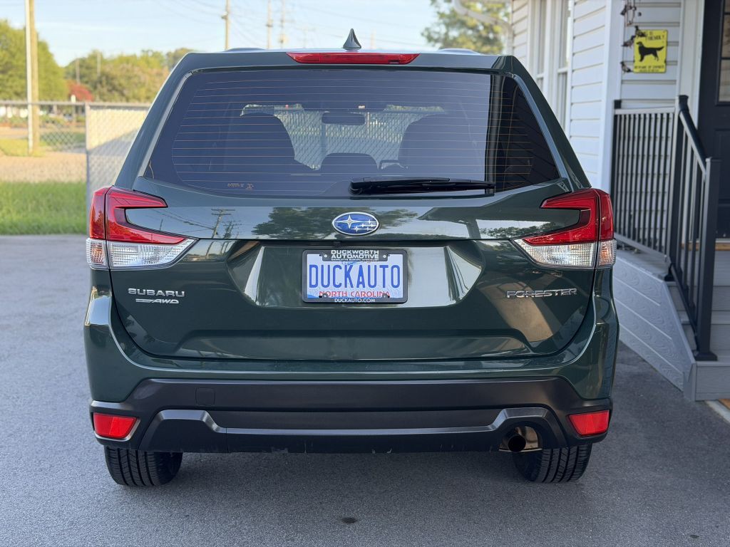 2023 Subaru Forester Image 4