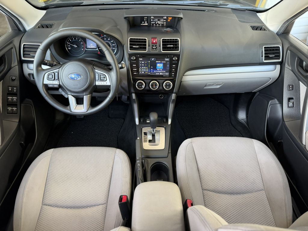 2017 Subaru Forester Image 9