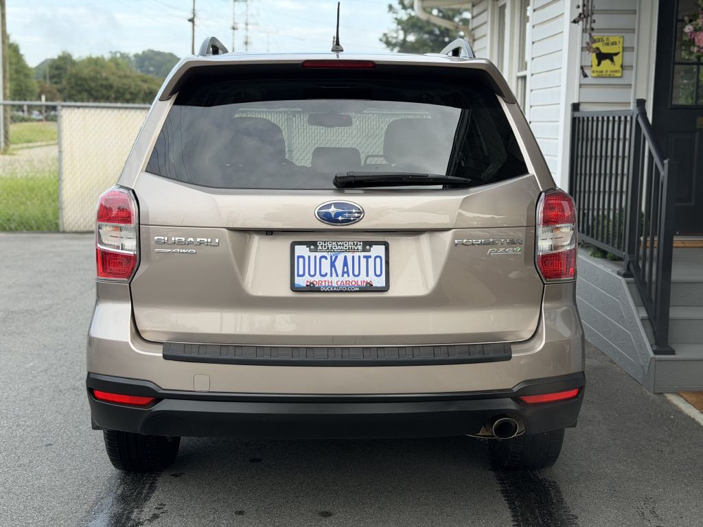 2015 Subaru Forester Image 4