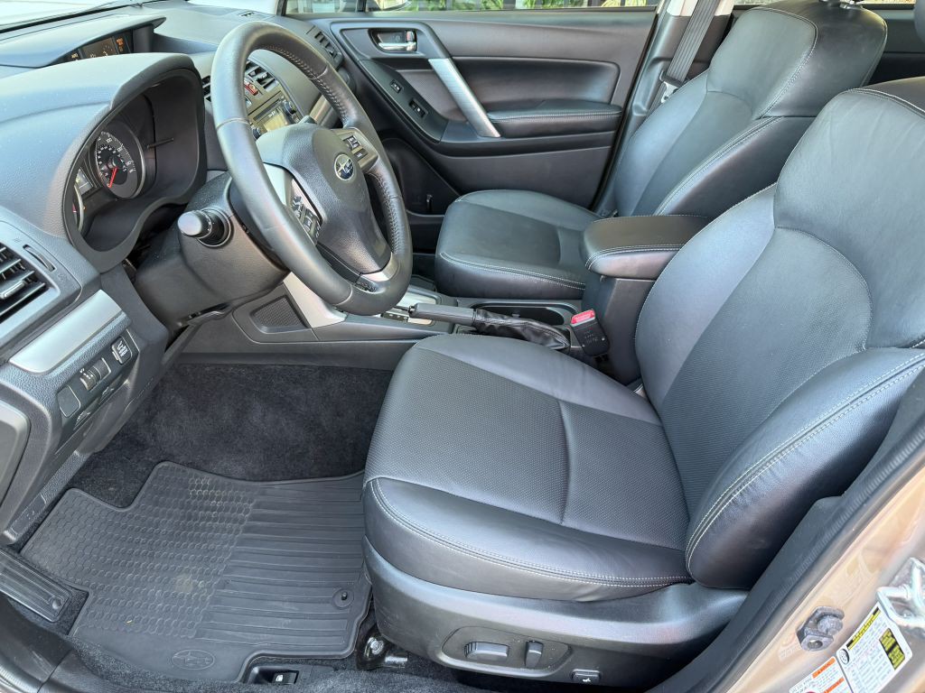 2015 Subaru Forester Image 10