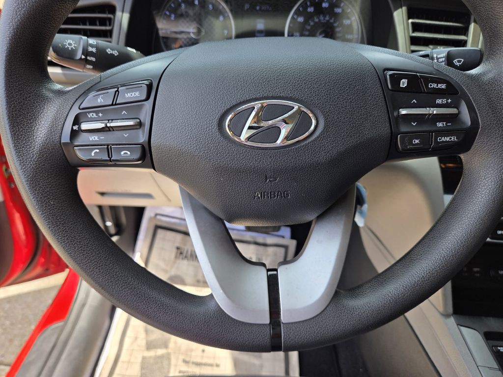 2020 Hyundai Elantra Image 7
