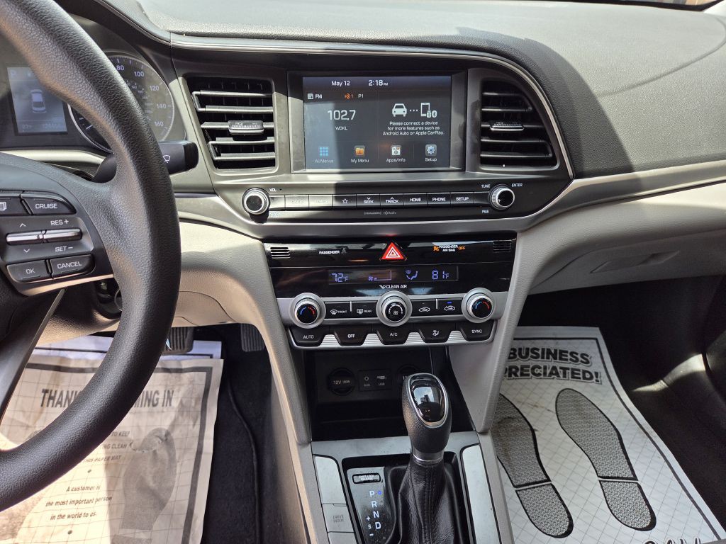 2020 Hyundai Elantra Image 9
