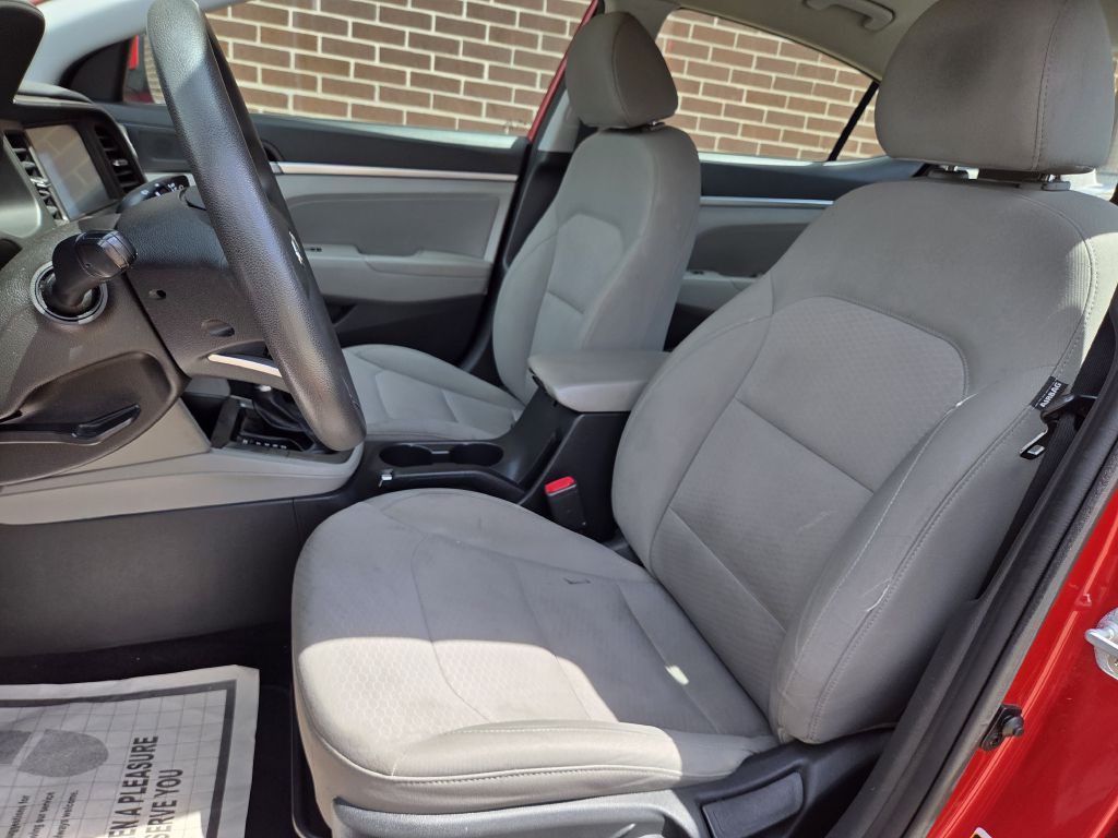 2020 Hyundai Elantra Image 12