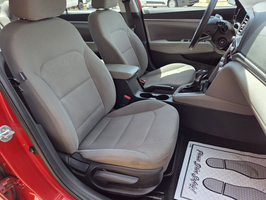 2020 Hyundai Elantra Image 14