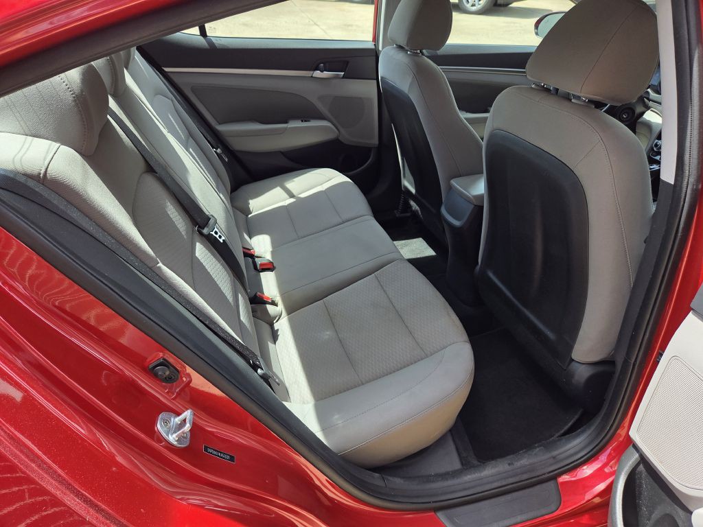 2020 Hyundai Elantra Image 16