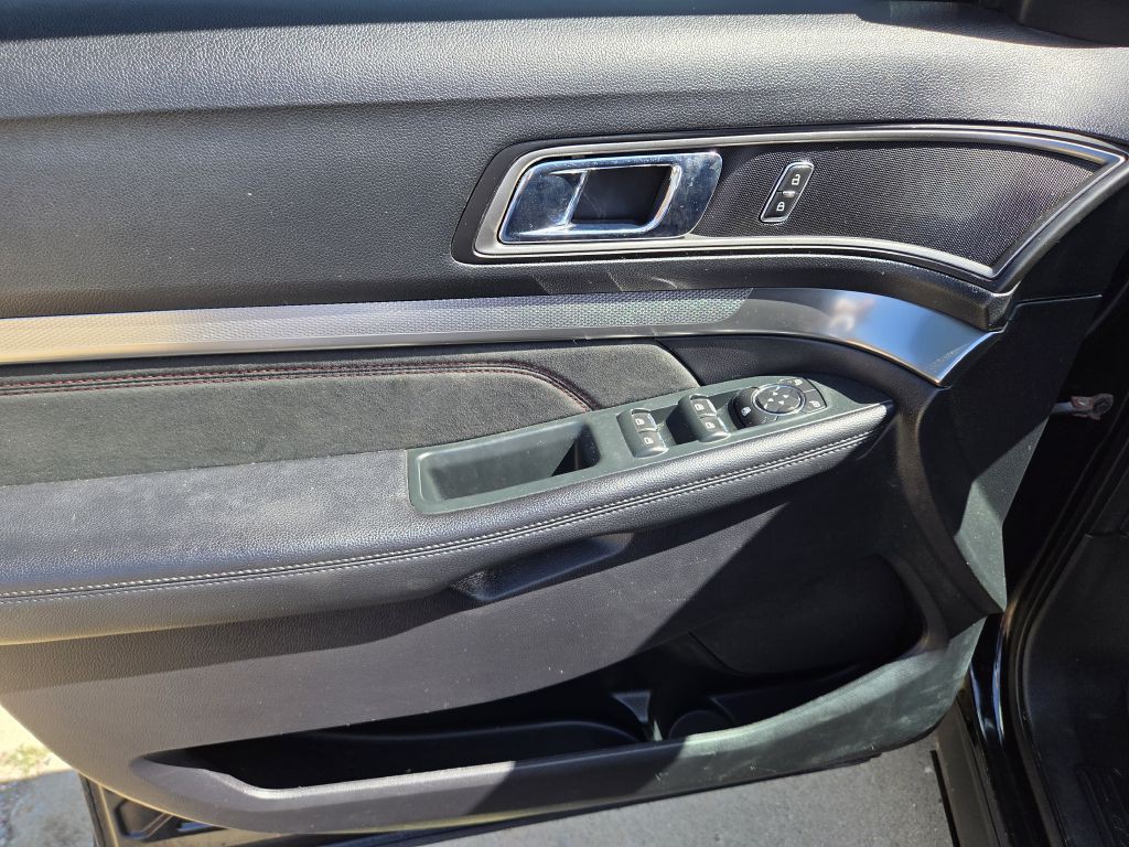 2019 Ford Explorer Image 6