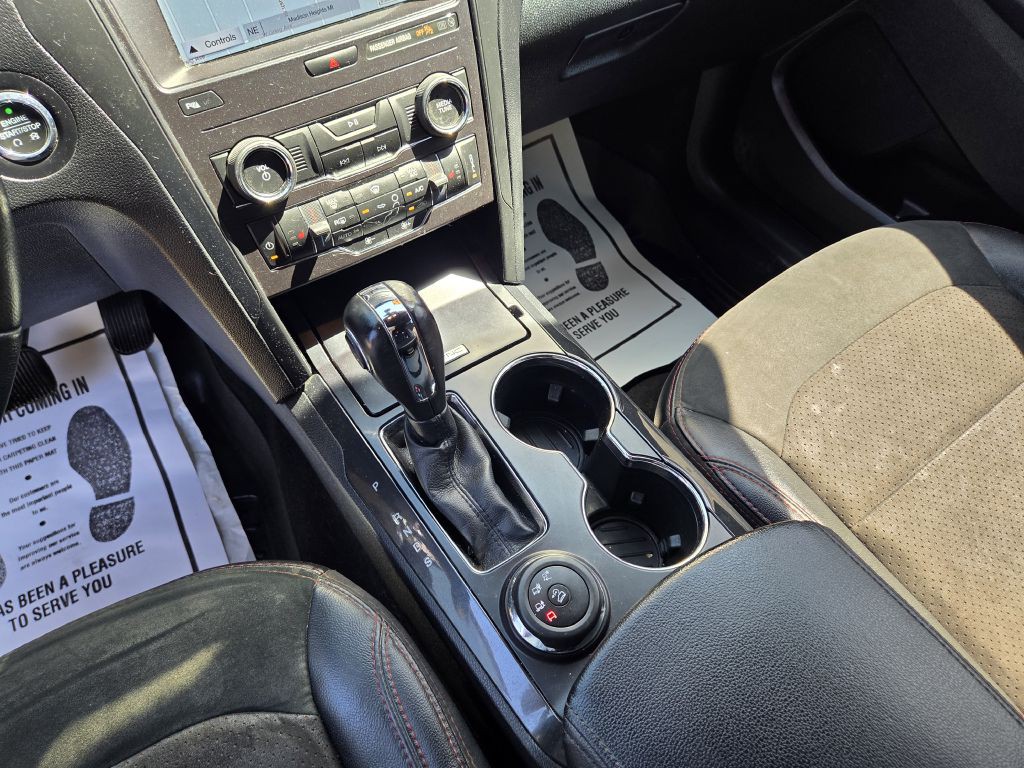 2019 Ford Explorer Image 14