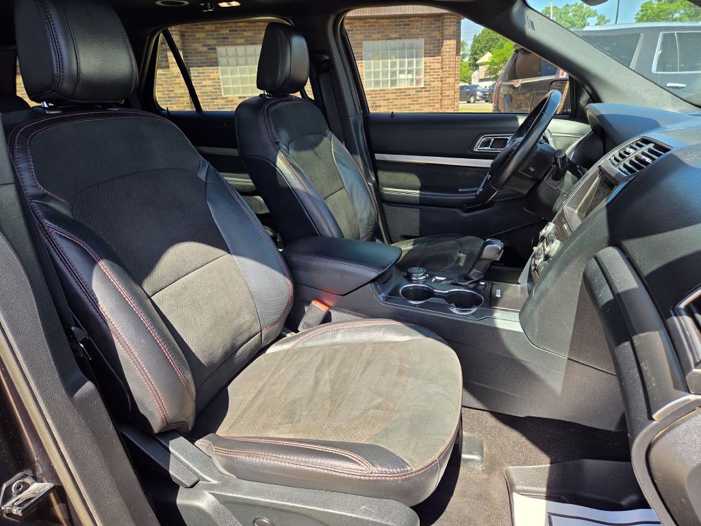 2019 Ford Explorer Image 18