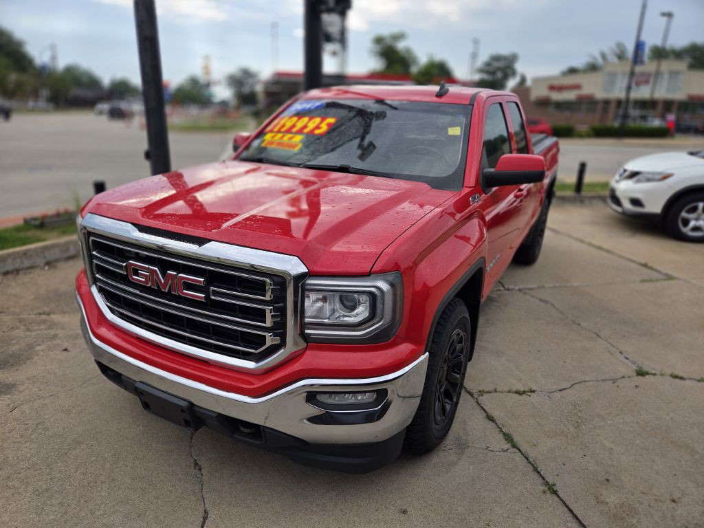 2017 GMC Sierra Image 1