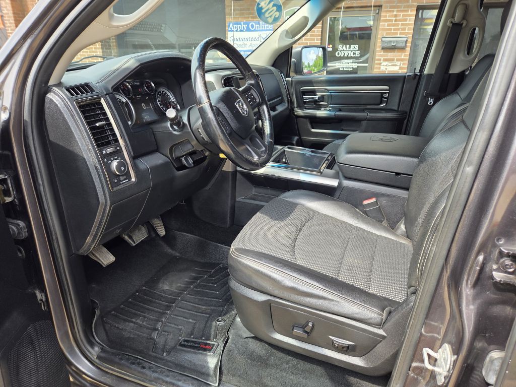 2014 RAM 1500 Image 9