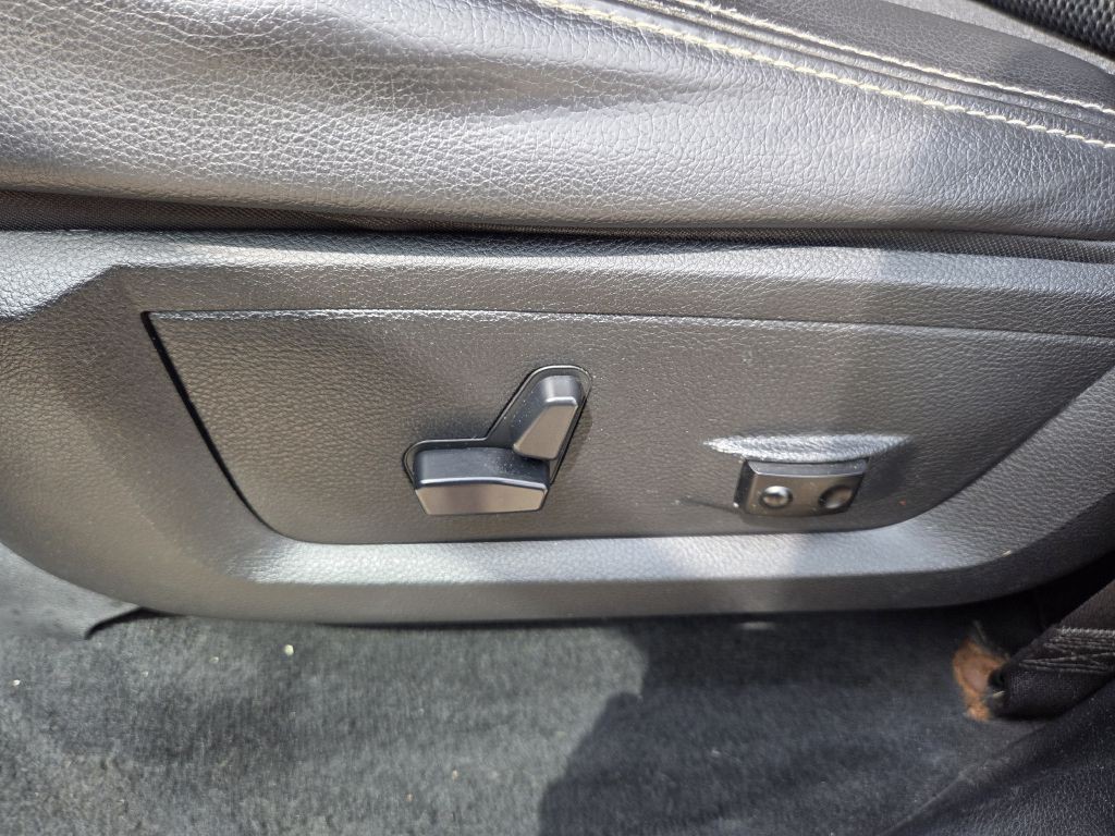 2014 RAM 1500 Image 11