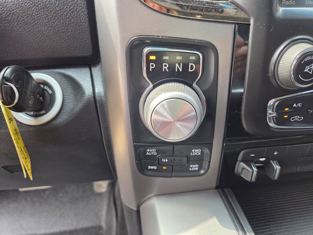2014 RAM 1500 Image 17