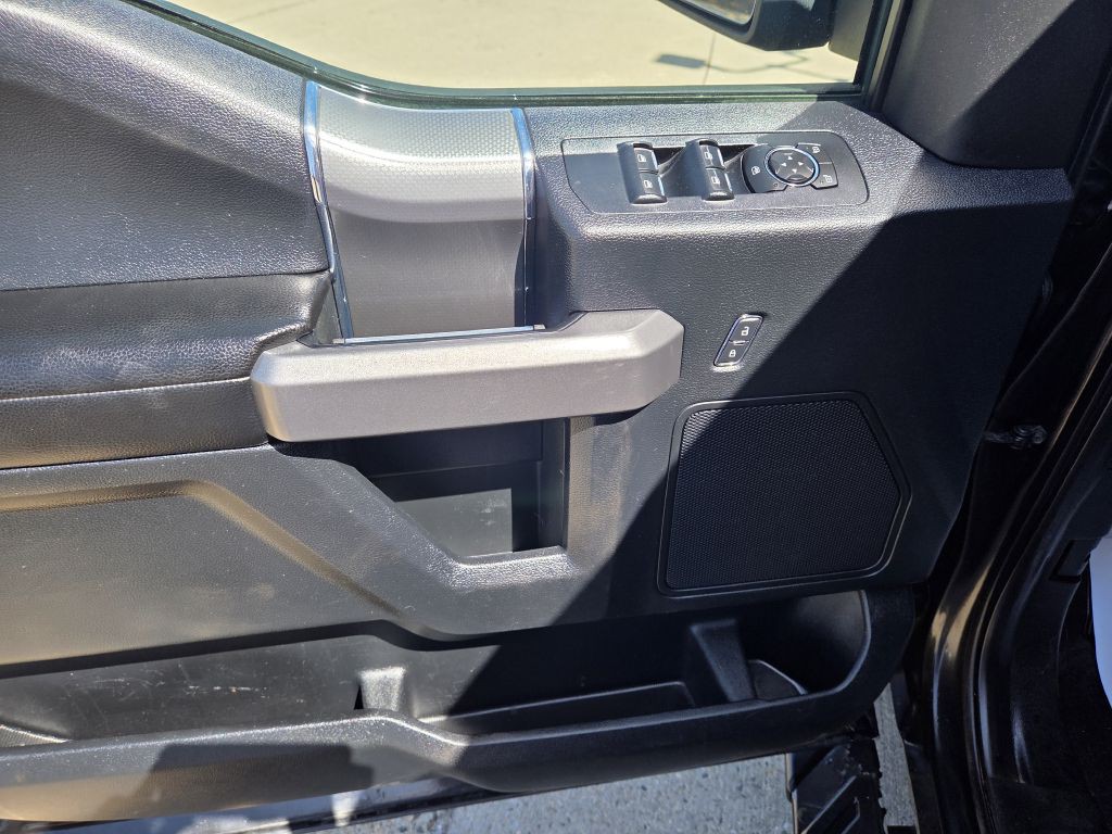 2015 Ford F-150 Image 9