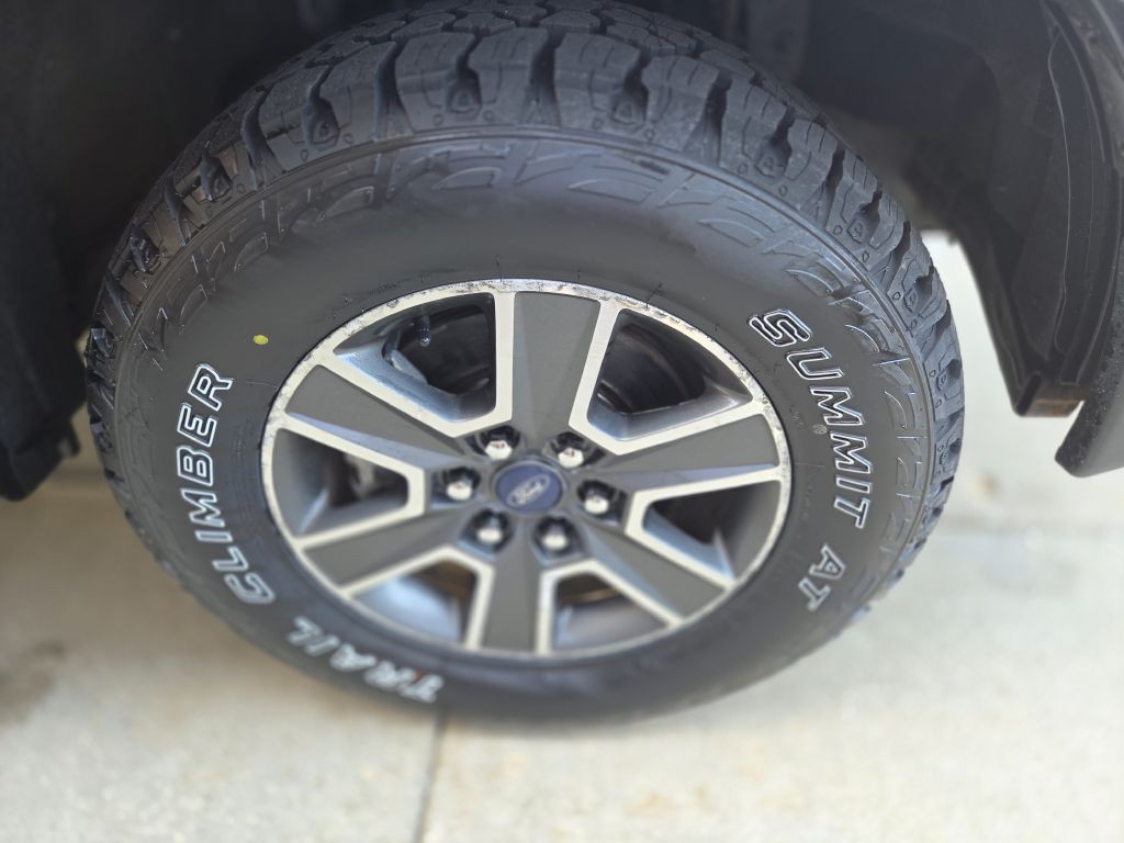 2015 Ford F-150 Image 26