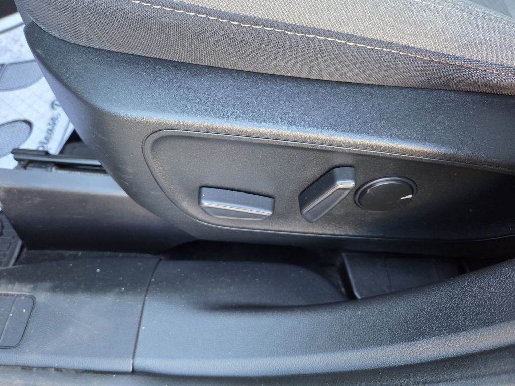 2020 Ford Escape Image 7