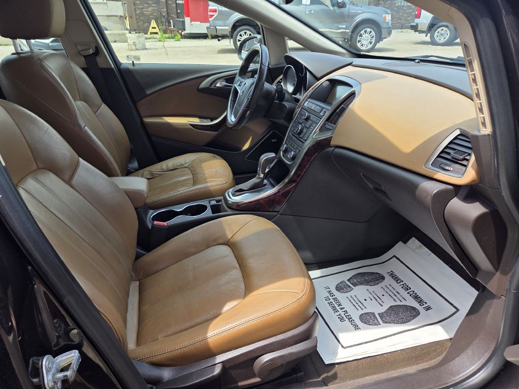 2014 Buick Verano Image 17