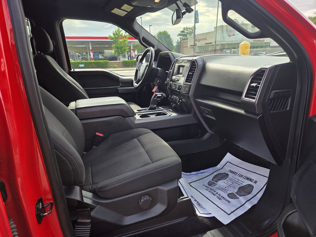 2015 Ford F-150 Image 18