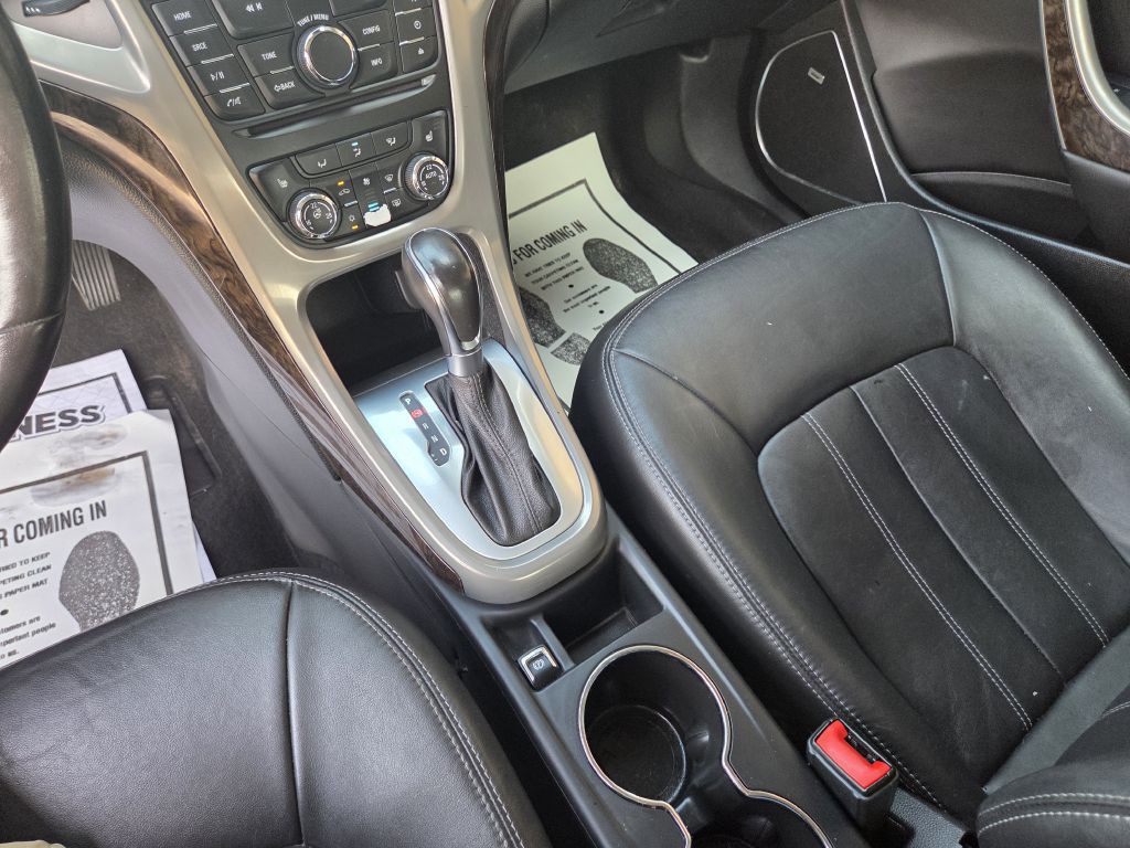 2012 Buick Verano Image 12