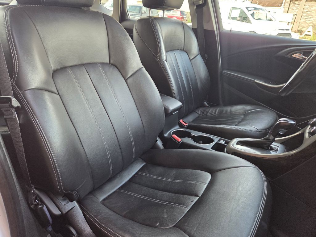 2012 Buick Verano Image 16
