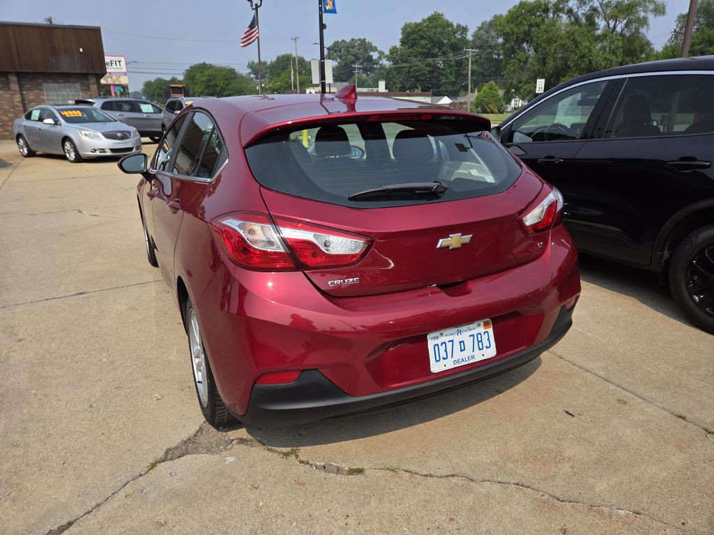 2017 Chevrolet Cruze Image 4