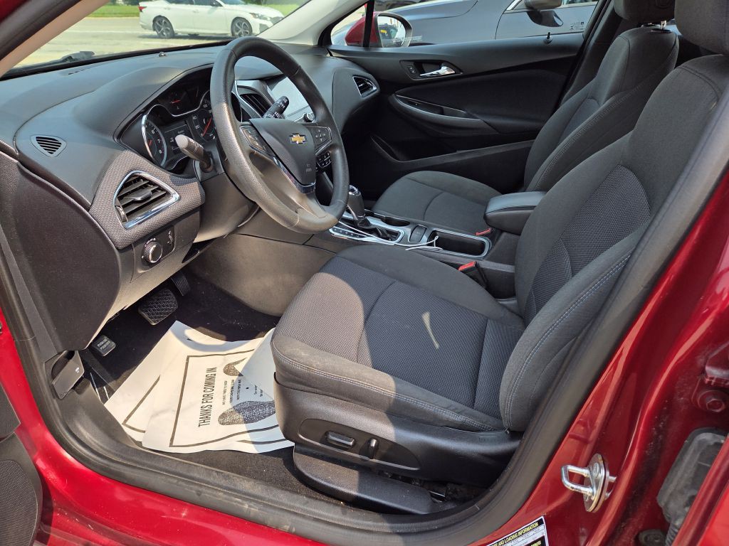 2017 Chevrolet Cruze Image 5