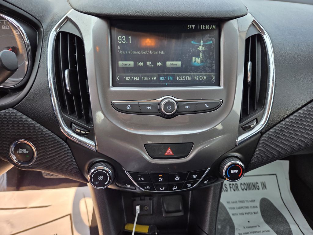 2017 Chevrolet Cruze Image 10