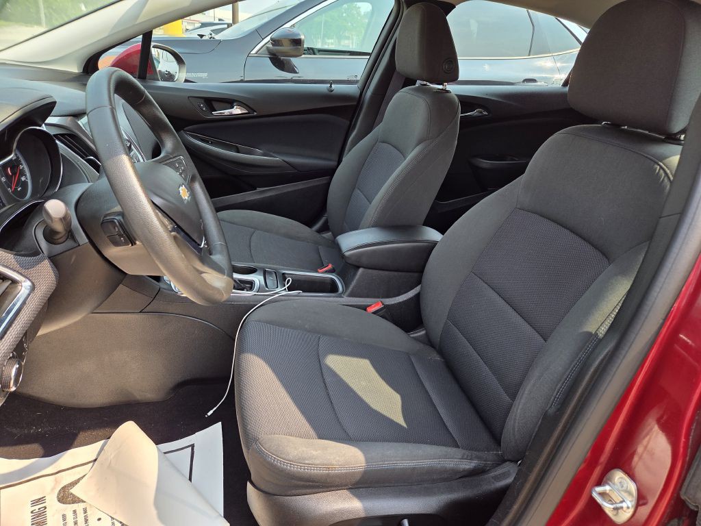 2017 Chevrolet Cruze Image 13