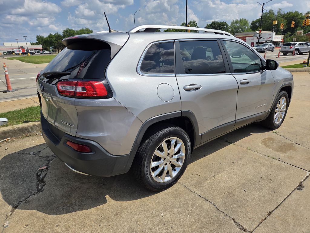 2017 Jeep Cherokee Image 3