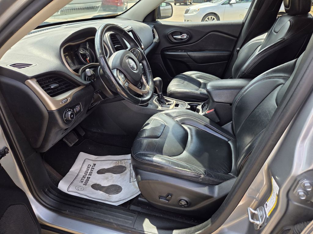 2017 Jeep Cherokee Image 5