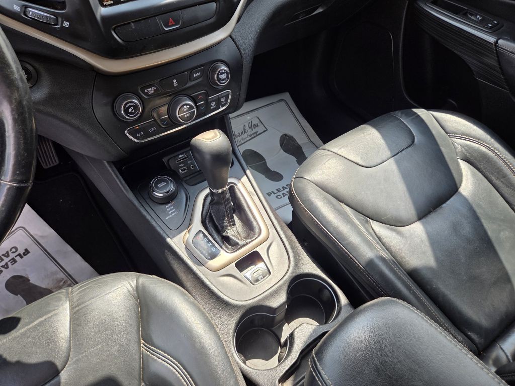 2017 Jeep Cherokee Image 13
