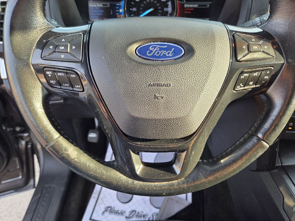 2017 Ford Explorer Image 8