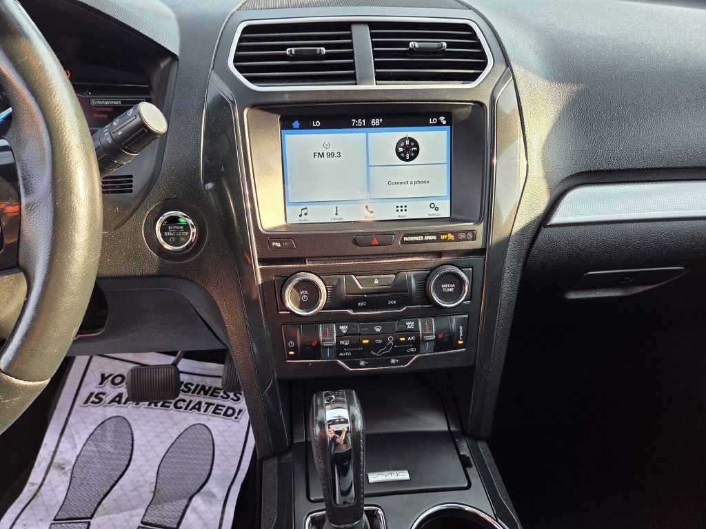 2017 Ford Explorer Image 10