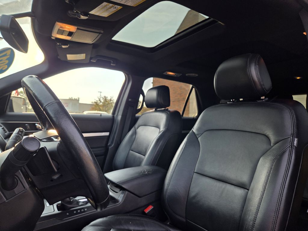 2017 Ford Explorer Image 13