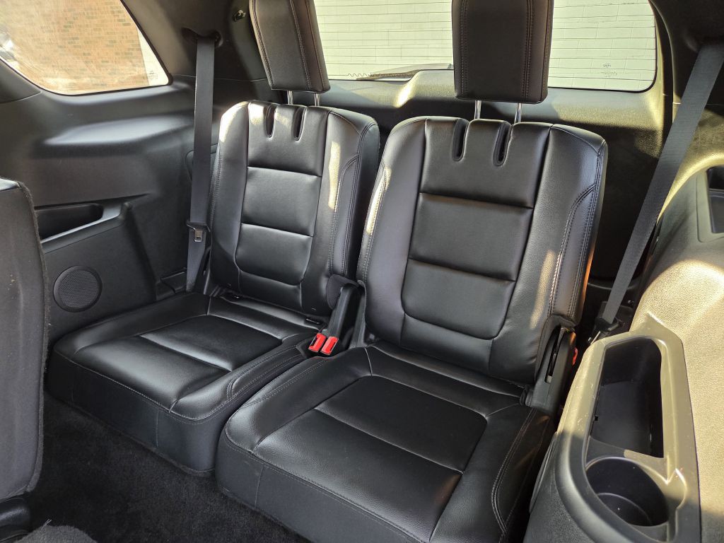 2017 Ford Explorer Image 22