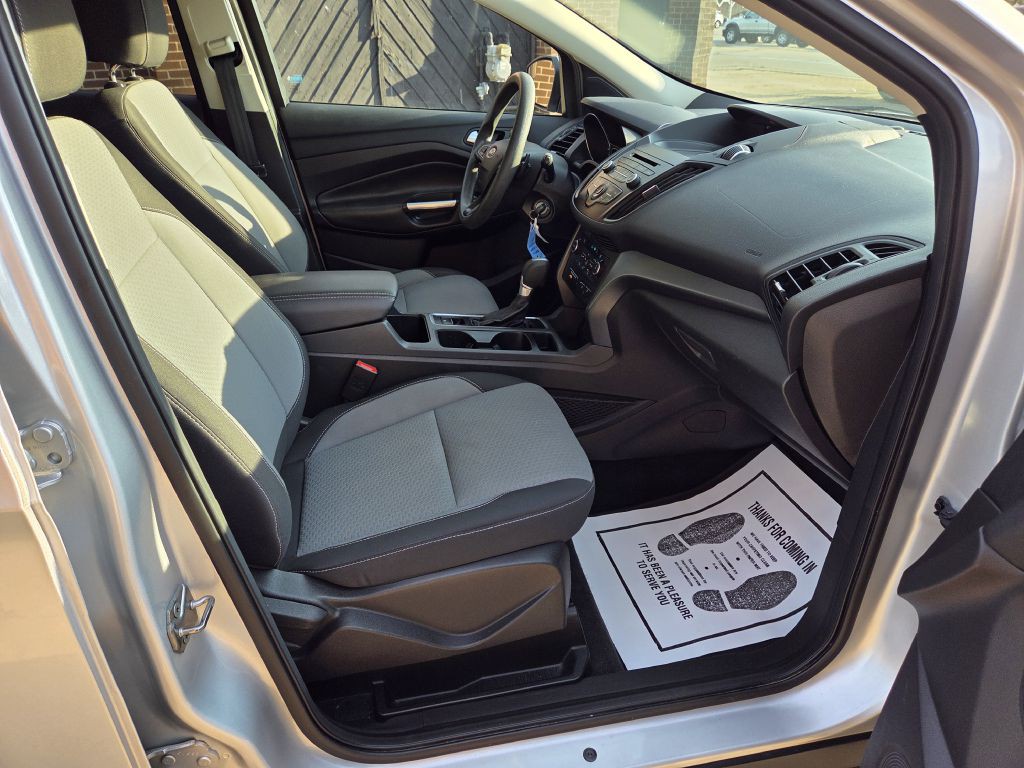 2017 Ford Escape Image 13