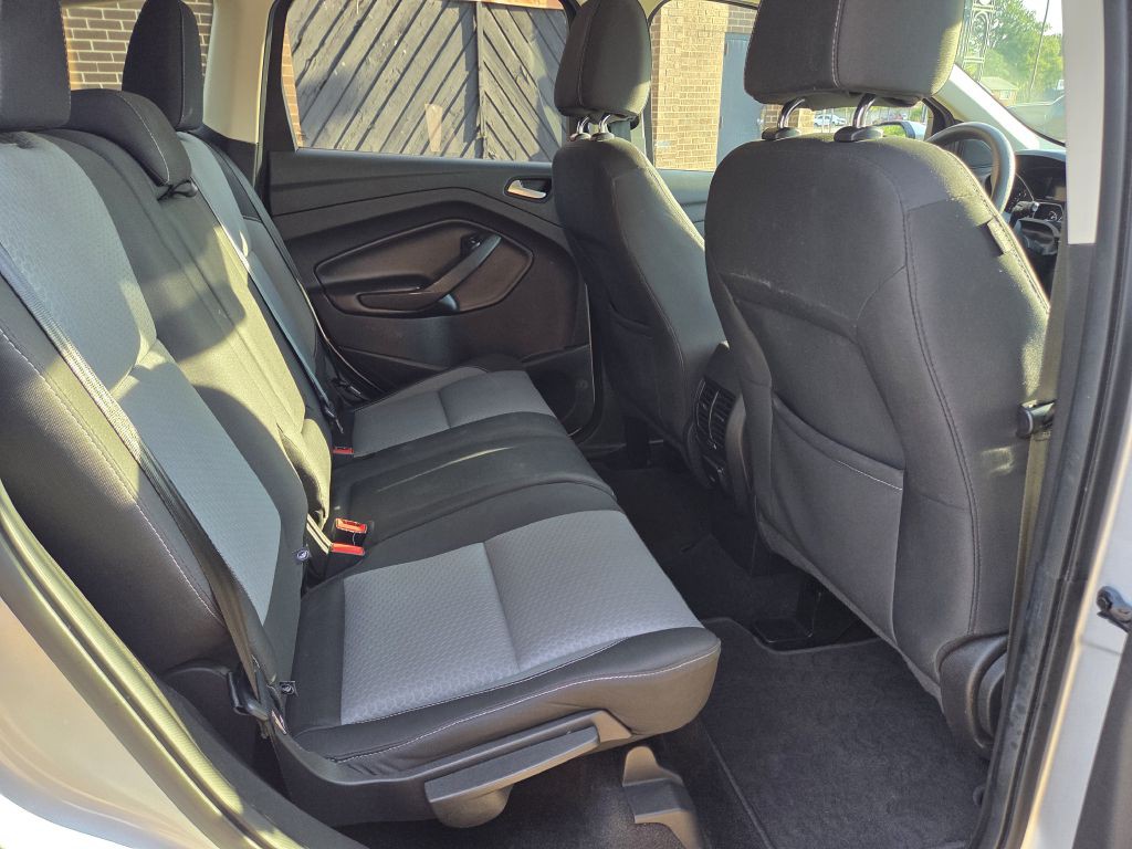 2017 Ford Escape Image 16