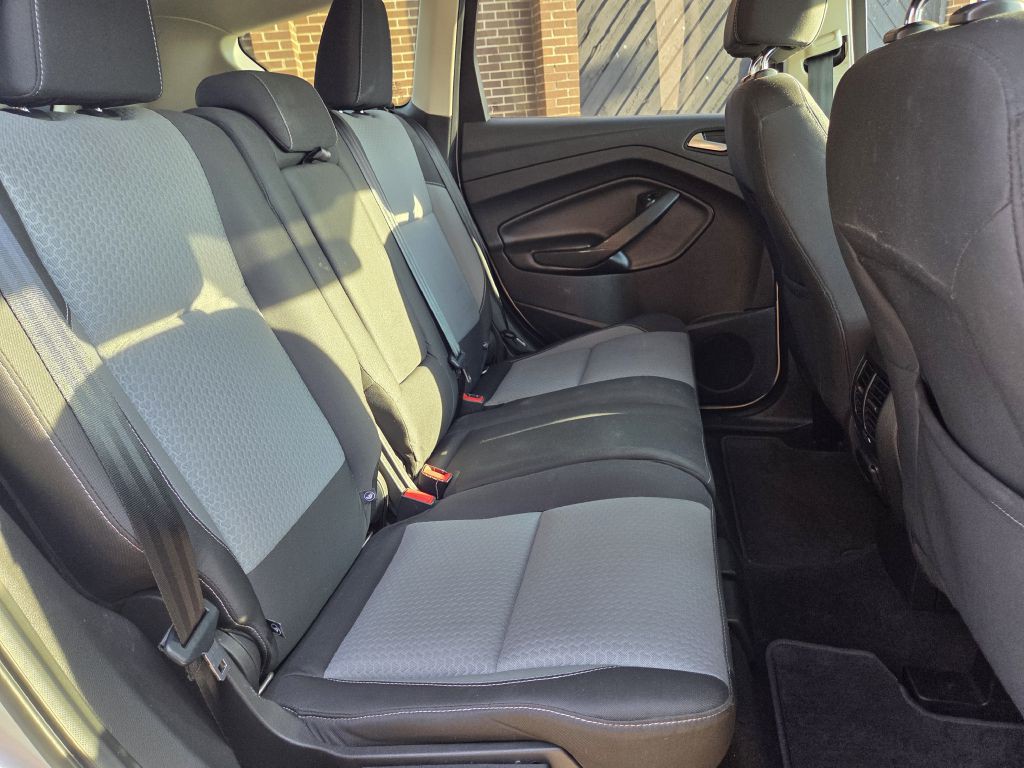 2017 Ford Escape Image 17