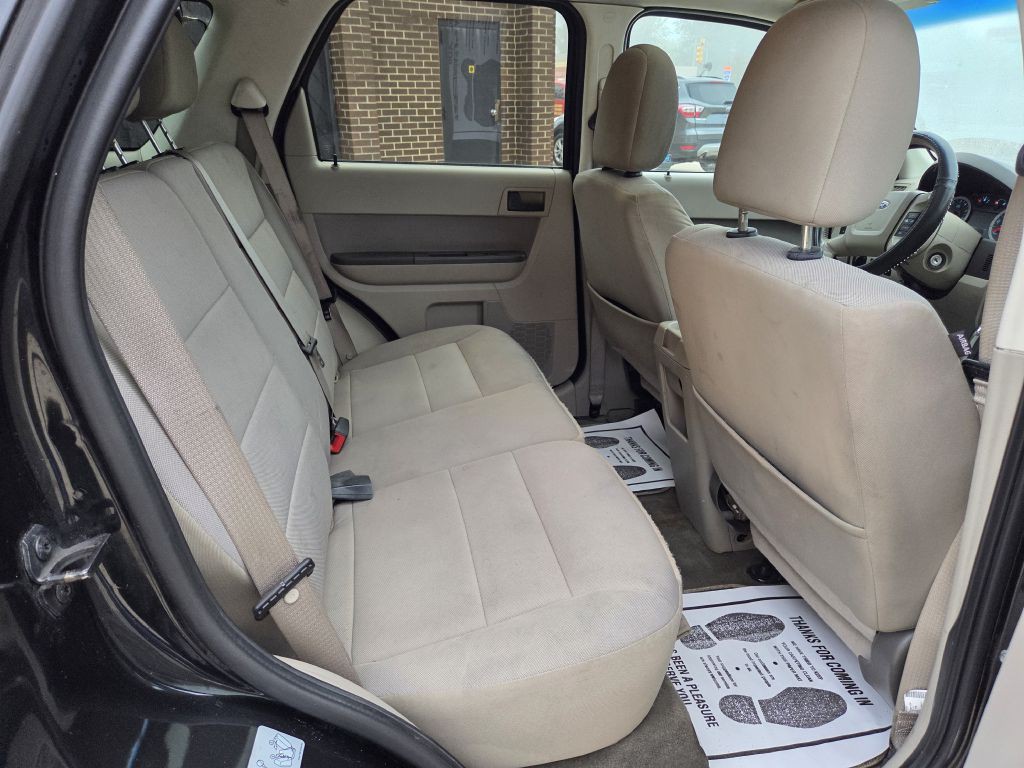 2011 Ford Escape Image 17