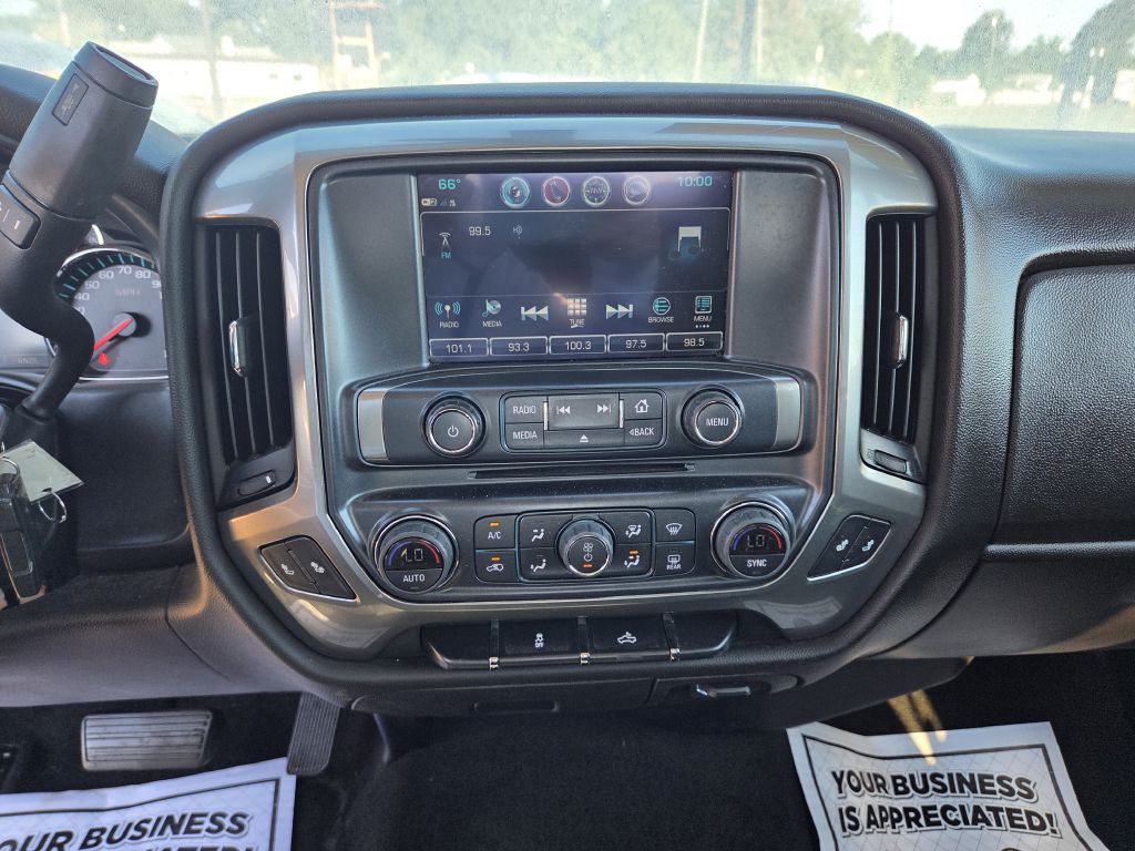 2018 Chevrolet Silverado 1500 Image 12