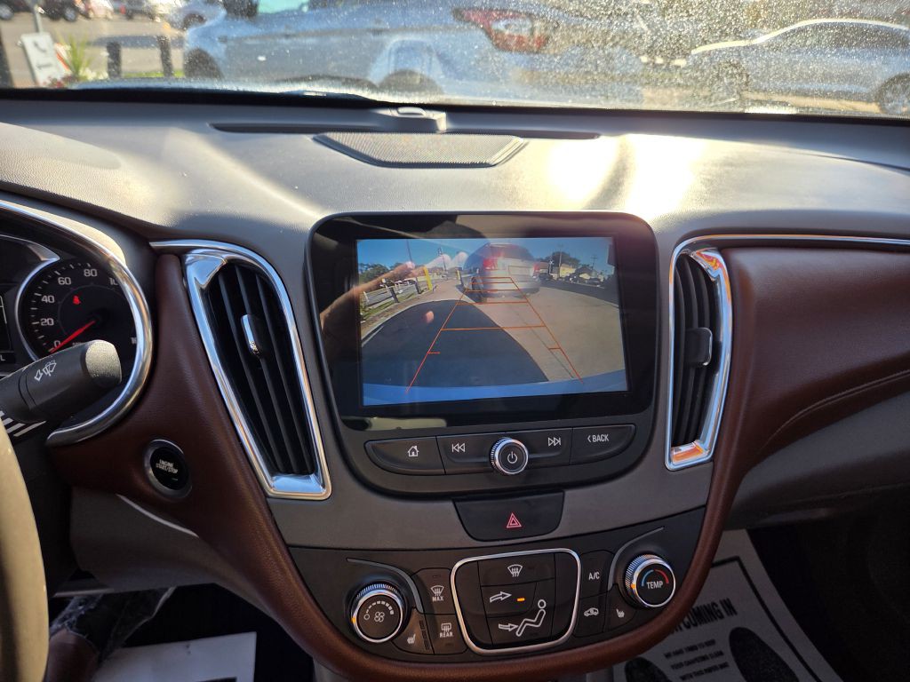 2016 Chevrolet Malibu Image 11